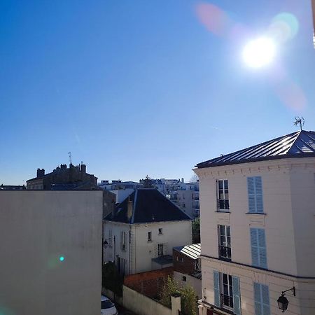 La Vie En Blanc Et Noir Maisons-Laffitte Apartment Ngoại thất bức ảnh